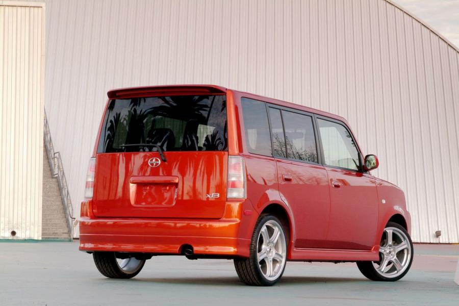  Scion xB Release Series 1.0 2004 года  (фото 17 из 22)
